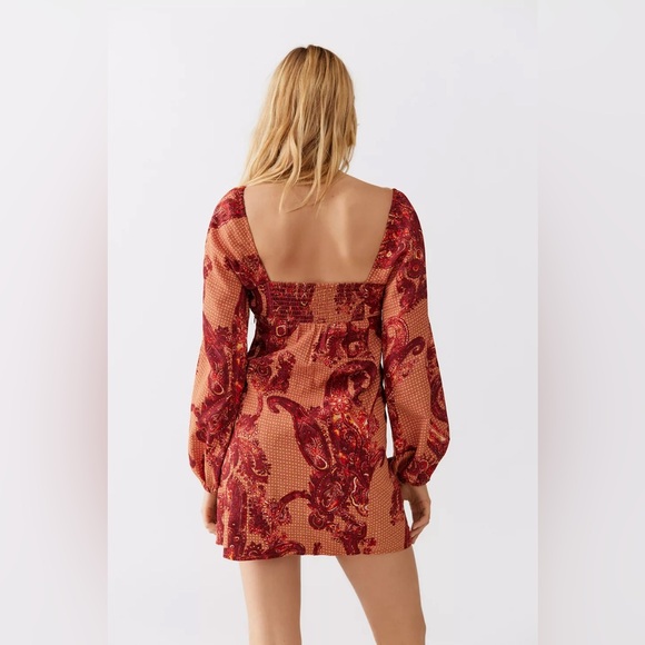 NEW Urban Outfitters Vivienne Printed Long Sleeve Mini Dress Size Small - Picture 3 of 9